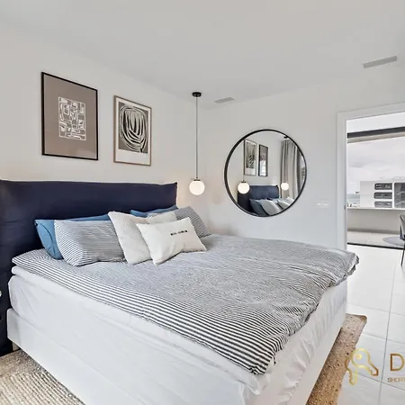 Higueron West Sea View Apartment